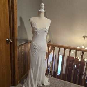 Elegant White Formal Dress